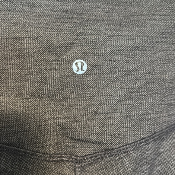 25" Lululemon Align Leggings - Picture 4 of 6